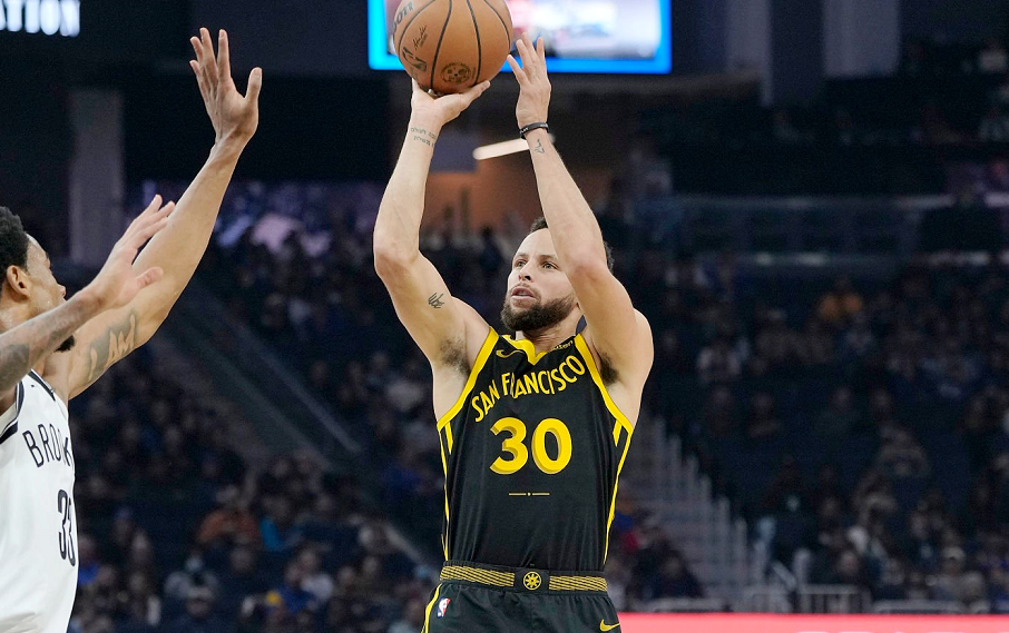 九游-里昂今晚迎来里程碑，志在NBA常规赛名次提升，目标明确，轮换策略成焦点的简单介绍-九游